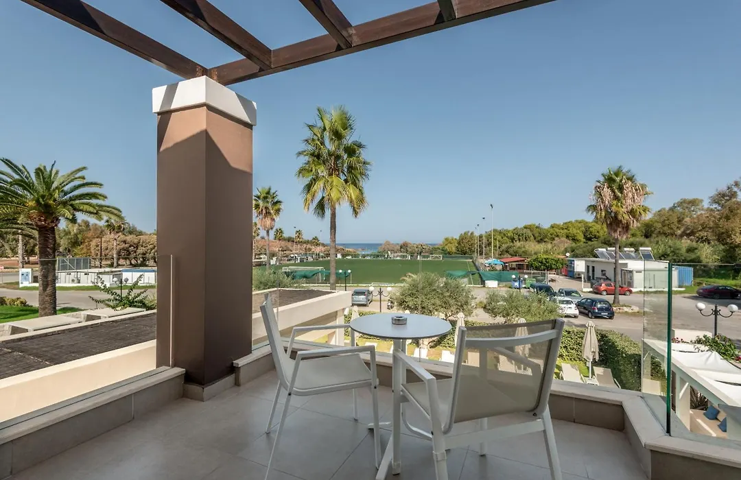 Airis Boutique Hotel & Suites - For Adults Only-1