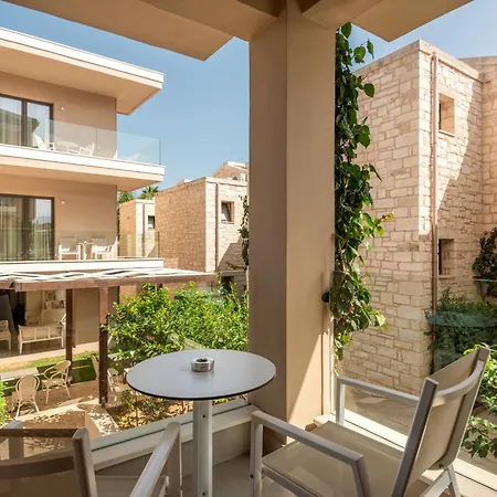 Airis Boutique Hotel & Suites - For Adults Only-3